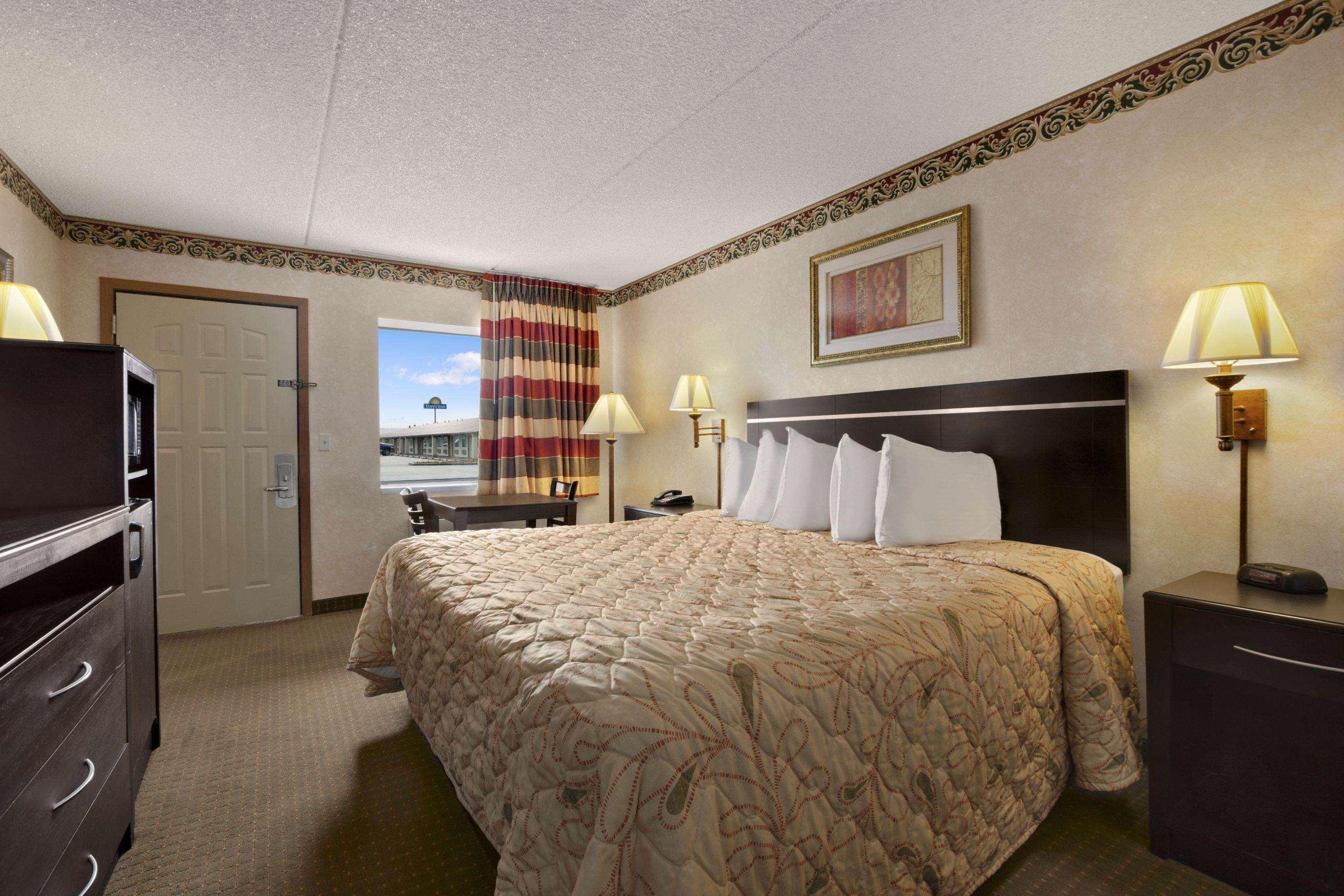 Days Inn By Wyndham Grantville Eksteriør bilde